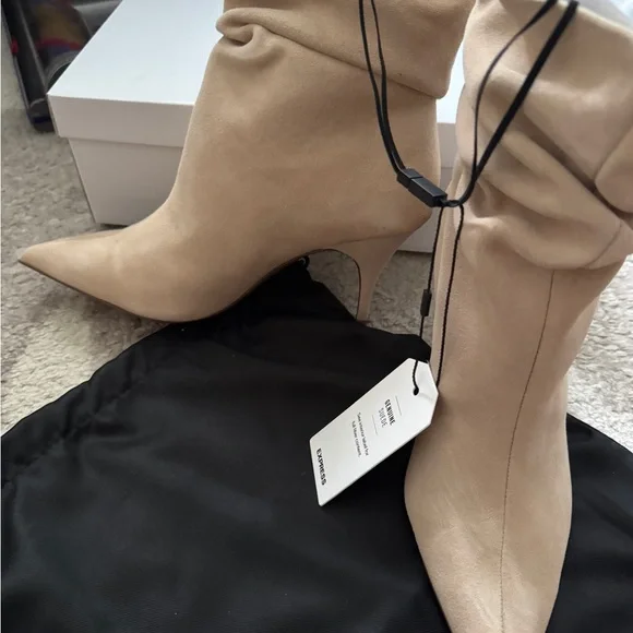 NWT. Brian Atwood x Express slouch suede shoes - Picture 3 of 8